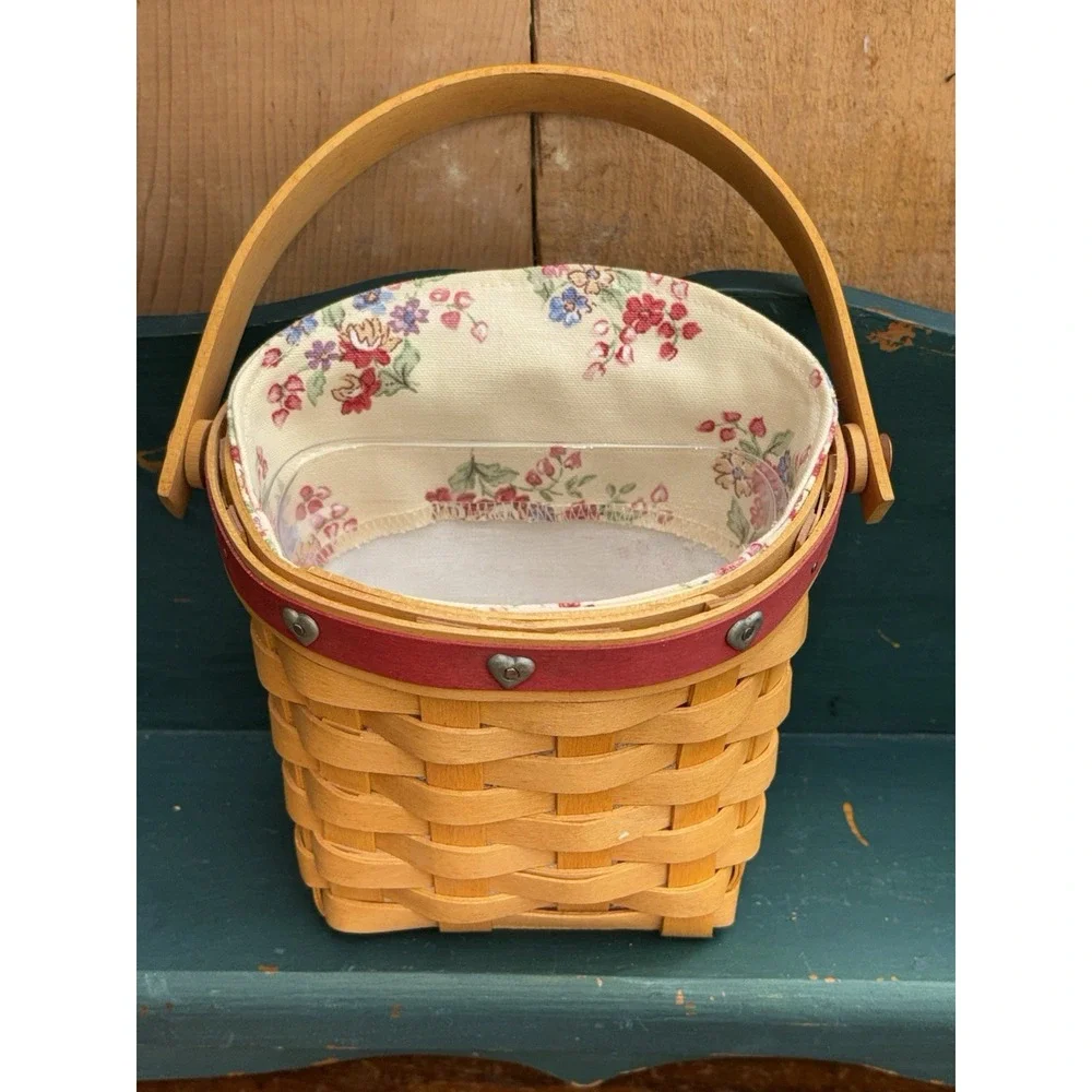 2001 Longaberger Sweetheart Love Notes Basket With Plastic Liner Wall Pocket